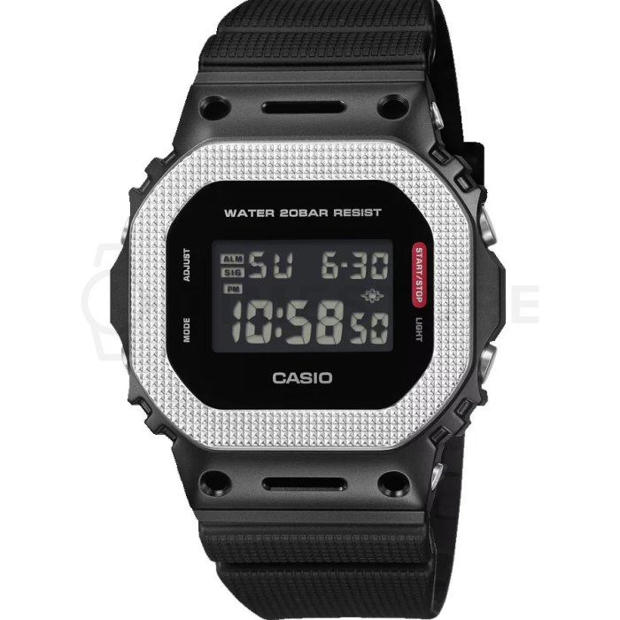 Levně Casio G-Shock GM-5600BM-1